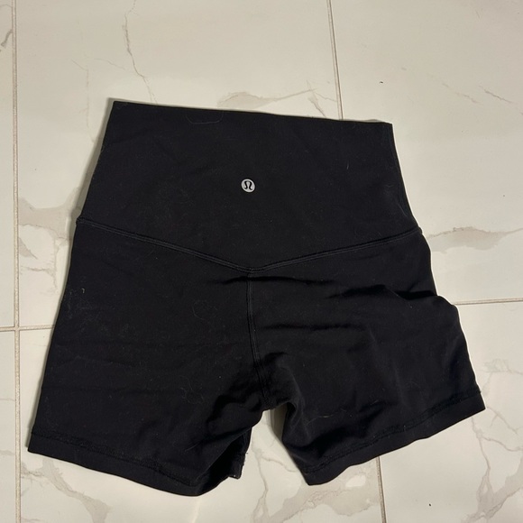 Lululemon Align Shorts 4” - Picture 2 of 3